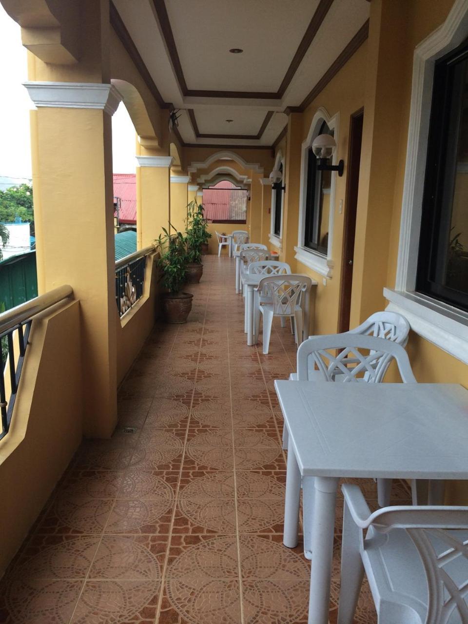 Sunrise Apartelle Olongapo Zewnętrze zdjęcie